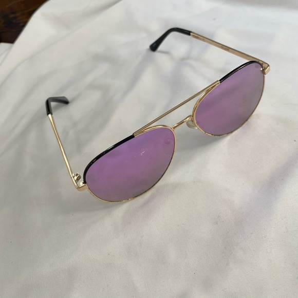 Women’s Purple & Gold Sunglasses 🕶 - Picture 11 of 12